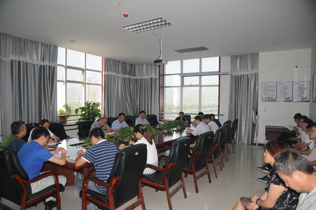 掘進(jìn)公司專題會(huì)議貫徹落實(shí)建設(shè)集團(tuán)近期會(huì)議精神