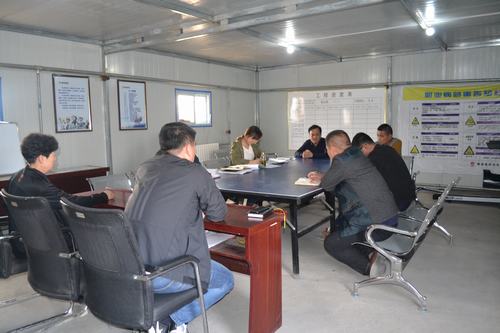 “雙節(jié)”前夕，“三送”到基層