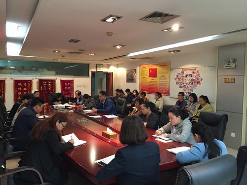 礦建二公司第一時(shí)間傳達(dá)貫徹建設(shè)集團(tuán)干部大會精神