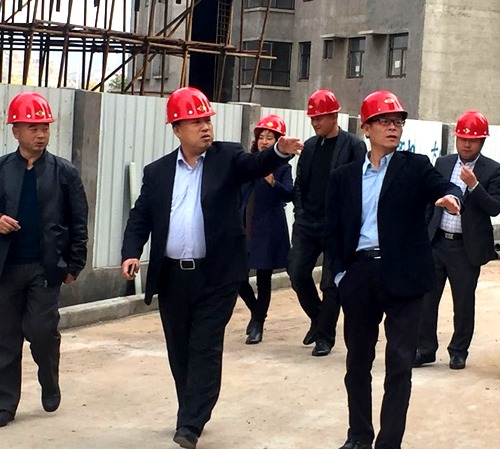 建設(shè)集團(tuán)副總經(jīng)理王寧一行視察神南華府項(xiàng)目