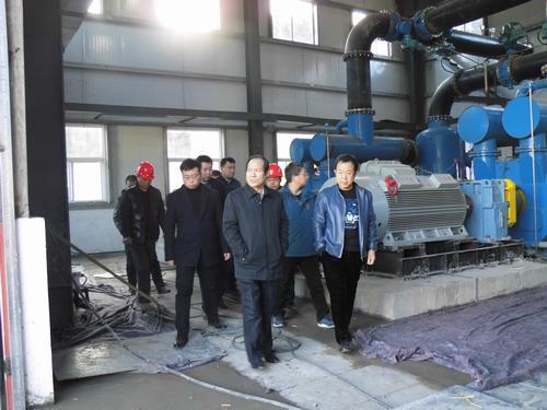 銅煤公司柴溝工地迎來銅川礦業(yè)公司黨委書記、執(zhí)行董事王蓬一行檢查指導(dǎo)工作