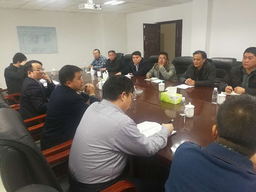 現(xiàn)場協(xié)調(diào)保重點工程項目