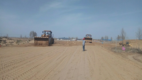 緊抓黃金施工季節(jié) 加快推進施工進度