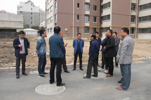 銅煤公司承建的銅煤2#小區(qū)水仙居5、6、7、8#樓順利通過竣工驗(yàn)收