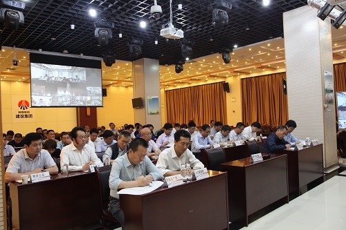 建設(shè)集團(tuán)召開(kāi)5月份安全生產(chǎn)例會(huì)