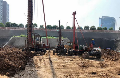 陜煤建設銅川公司打響藍山水岸項目工程建設攻堅戰(zhàn)