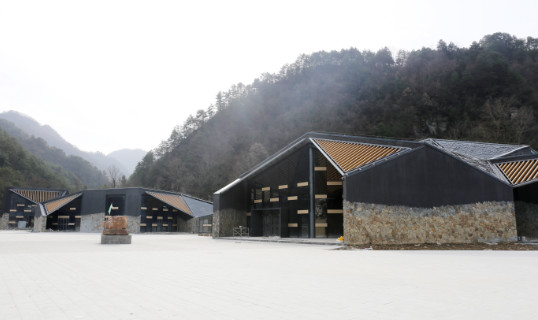 項目開發(fā)公司合力打好黎坪景區(qū)游客服務中心工程沖刺戰(zhàn)役