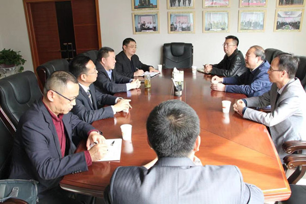 銅川市交通局局長路學(xué)敏一行蒞臨陜煤建設(shè)座談交流