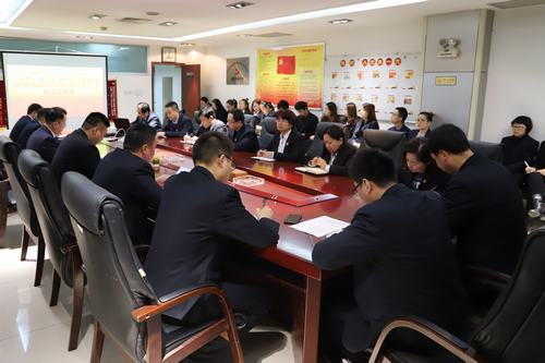 礦建二公司“講政治、敢擔(dān)當(dāng)、改作風(fēng)”專題教育及違規(guī)收送禮金問題專項整治工作全面鋪開