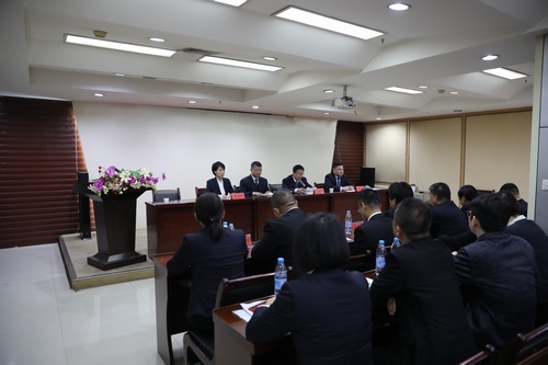 路橋分公司召開“講、敢、改”專題教育和違規(guī)收送禮金專項(xiàng)整治再動(dòng)員會(huì)