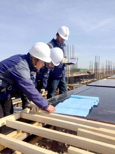 陜煤建設(shè)銅煤公司：“百日會戰(zhàn)”中的他和她