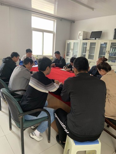 陜煤建設(shè)銅煤公司多種方式開展“工傷保險(xiǎn)走進(jìn)扶貧車間”主題普法宣傳活動