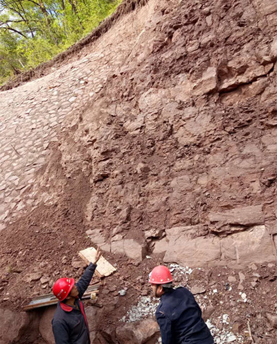 陜煤建設(shè)礦建三公司關(guān)山項(xiàng)目部未雨綢繆提前做好“雨季三防”