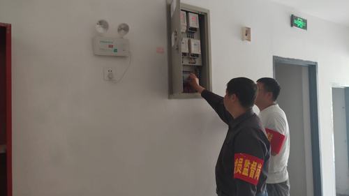 陜煤建設(shè)銅煤公司第二十項目部開展黨員安全質(zhì)量監(jiān)督崗