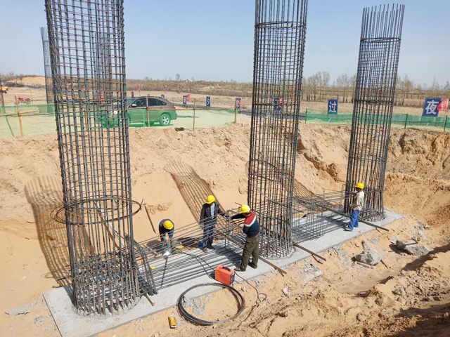靖神鐵路項目部“晴天快干、小雨巧干、大雨充電”助力施工建設