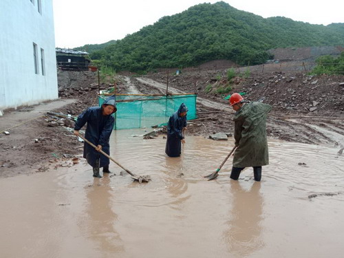 陜煤建設(shè)銅川公司第一項目部雨季三防“顯身手”