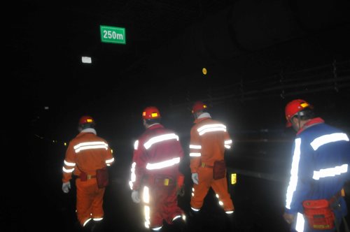 陜煤建設(shè)掘進公司：圓滿完成122109工作面切眼工程力保采掘平衡