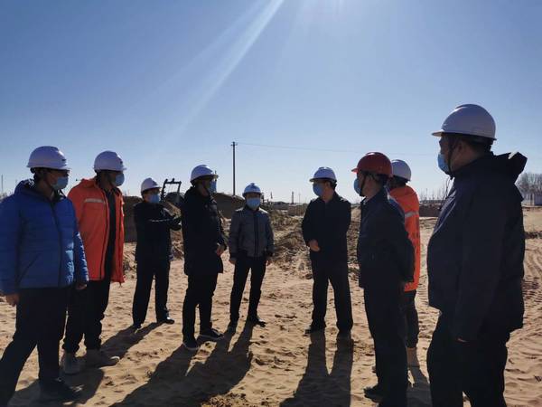 靖神鐵路領(lǐng)導深入施工現(xiàn)場檢查指導防疫及安全生產(chǎn)工作