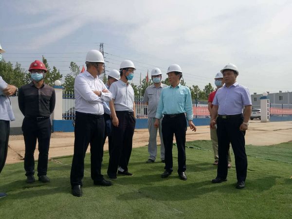 西安市臨潼人大常委會主任李曉明蒞臨天工公司 中儲糧項目部檢查指導(dǎo)工作