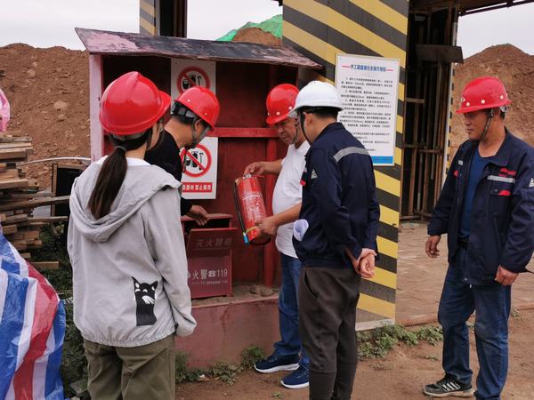 陜煤建設(shè)韓城分公司土建十二項(xiàng)目部多措并舉力促“安全生產(chǎn)月”活動取實(shí)效