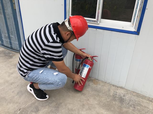 陜煤建設韓城分公司榆林項目部多點發(fā)力為夏季安全生產保駕護航