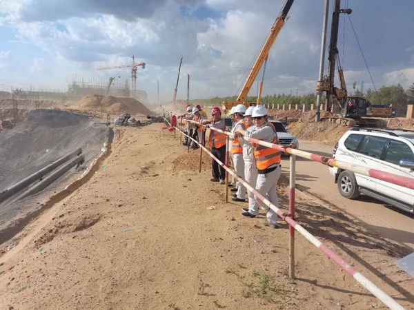 西北電力設(shè)計院有限公司黨委書記、董事長胡明深入陜煤建設(shè)天工公司施工現(xiàn)場慰問指導(dǎo)工作