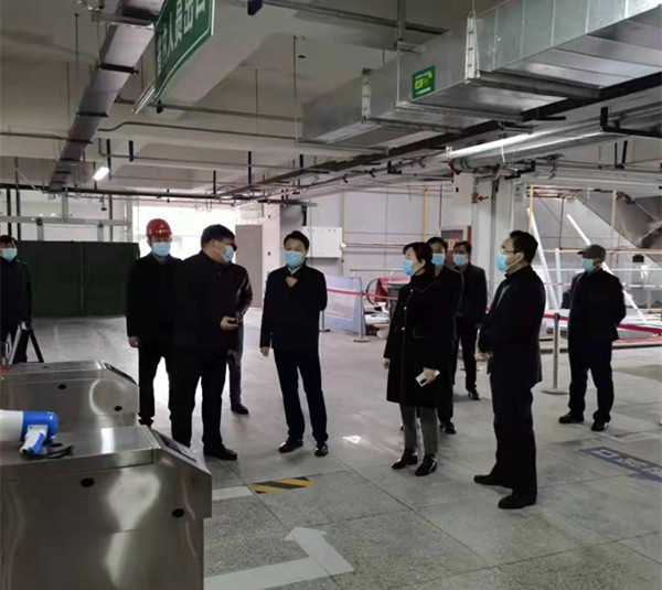 彬州市市長陳加寶、副市長張虹一行蒞臨銀西高鐵彬州東站前廣場項(xiàng)目指導(dǎo)工作