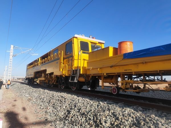 奮戰(zhàn)不停歇，陜煤建設(shè)路橋分公司靖神鐵路項(xiàng)目部完成多個(gè)節(jié)點(diǎn)目標(biāo)任務(wù)