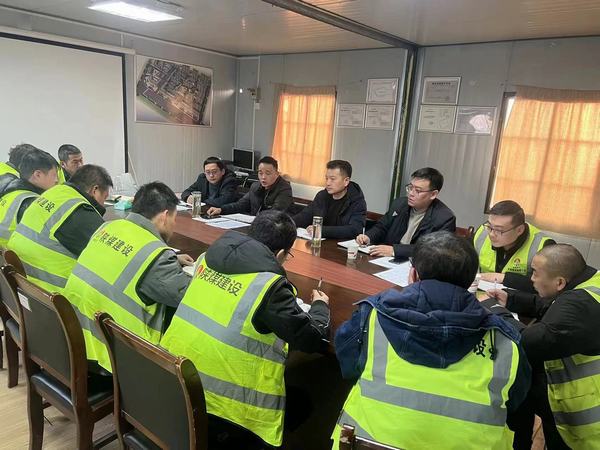 陜煤建設(shè)銅煤公司基層項(xiàng)目部：復(fù)工復(fù)產(chǎn)聚合力 奮勇當(dāng)先抓落實(shí)