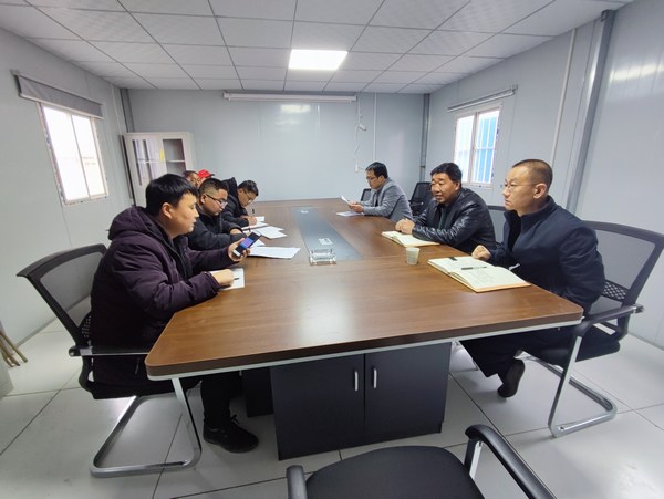 陜煤建設(shè)路橋分公司彬長項目部“三到位”讓農(nóng)民工勞有所得 ，不再“憂酬煩薪”