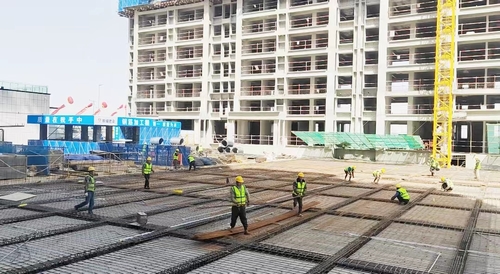 陜煤建設(shè)榆林公司第六項目部：“五一”不打烊 生產(chǎn)建設(shè)忙