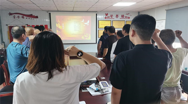 陜煤建設(shè)漢中分公司第五項(xiàng)目部：“軟硬”兼施防火災(zāi)，夏季安全記心間