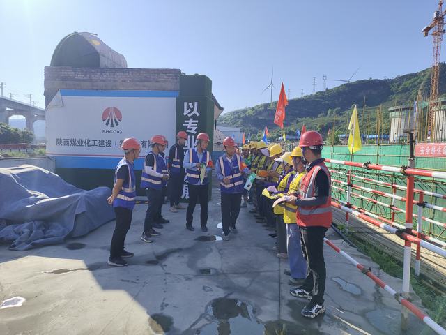 陜煤建設(shè)韓城分公司土建十一項(xiàng)目部： 酷暑有“涼策”，答好“高烤”題