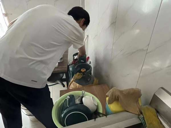 陜煤建設(shè)內(nèi)蒙古分公司：陜煤建設(shè)內(nèi)蒙古分公司開(kāi)展“兩堂一舍”專項(xiàng)檢查保后勤安全