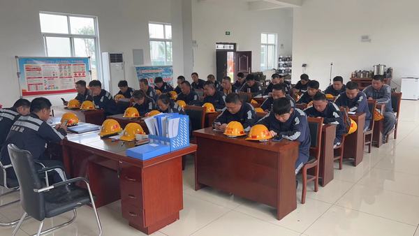 陜煤建設(shè)洗選煤運營公司神渭蒲城運營項目部：堅持“黨建+安全”，筑牢安全生產(chǎn)堡壘