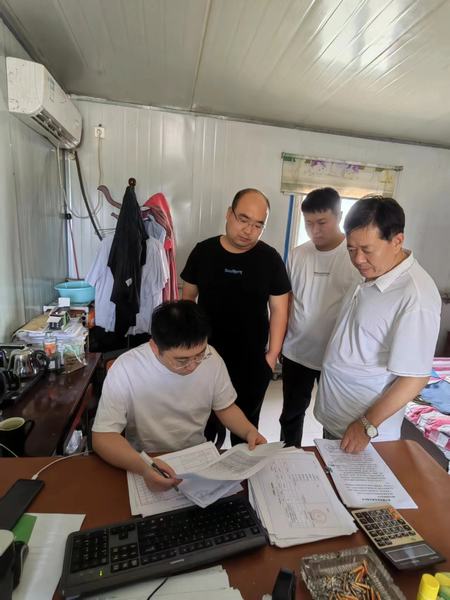 陜煤建設煤礦運營服務分公司：念好黨員干部“四字經(jīng)”  唱響紅色引領安全弦