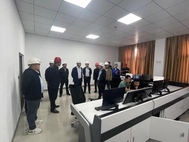 陜煤建設(shè)韓城分公司承建的榆陽(yáng)煤炭物流園區(qū)工程順利完成竣工驗(yàn)收移交