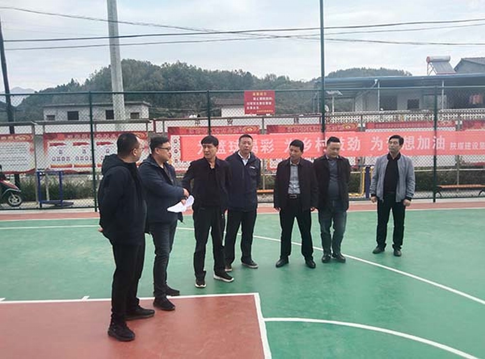 侯本英到定點(diǎn)幫扶漢陰縣漢陽鎮(zhèn)天池村調(diào)研鄉(xiāng)村振興工作