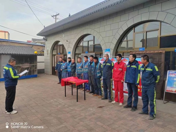 陜煤建設(shè)機(jī)電安裝公司涼水井項(xiàng)目部：消防演練，拉起心中的防火線！