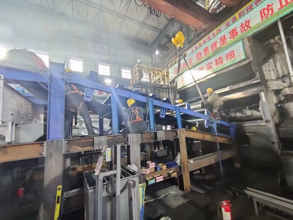 陜煤建設天工公司安裝一部：鏖戰(zhàn)48小時順利完成大佛寺煤礦動篩車間輸送機皮帶更換、新設備安裝任務