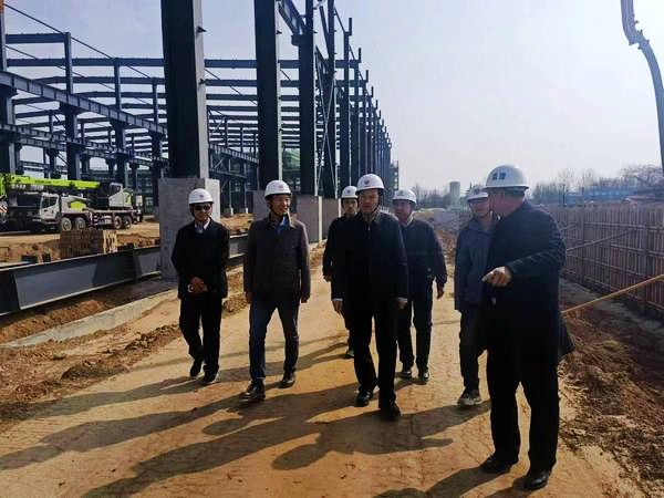 陜西建安工程監(jiān)理單位深入設(shè)備維修中心液壓支架修理車間工程指導檢查工作