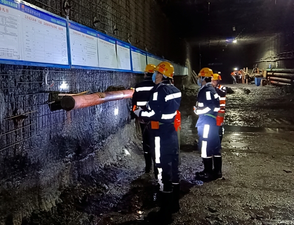 陜煤建設(shè)礦建三公司：嚴(yán)管+厚愛，助推企業(yè)安全生產(chǎn)