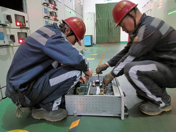 陜煤建設(shè)洗選煤運(yùn)營(yíng)公司澄合山陽(yáng)項(xiàng)目部：“火力全開(kāi)” 護(hù)航安全發(fā)展之路