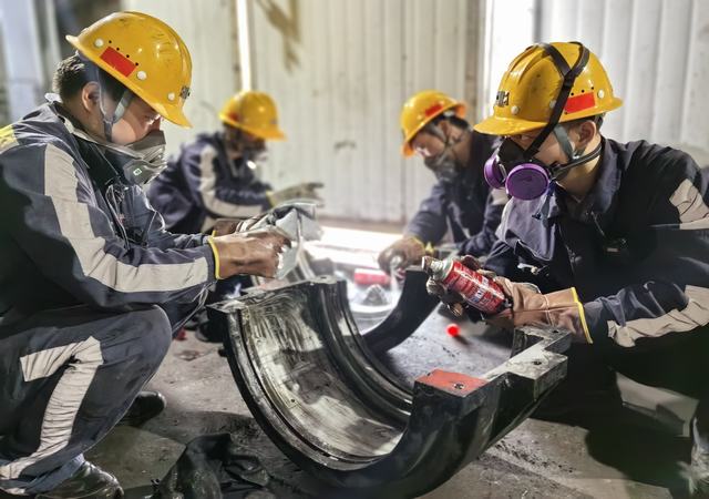 陜煤建設(shè)洗選煤運營公司神渭蒲城運營項目部：攻堅克難大檢修  齊心協(xié)力保生產(chǎn)