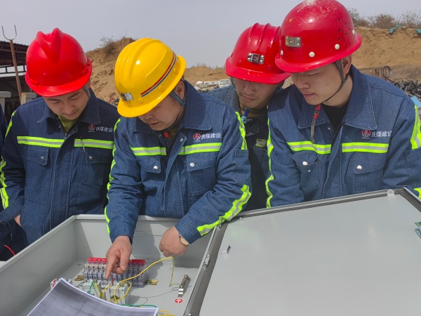 陜煤建設(shè)機(jī)電安裝公司：穩(wěn)崗補(bǔ)貼助企穩(wěn)航，技能補(bǔ)貼激勵(lì)前行