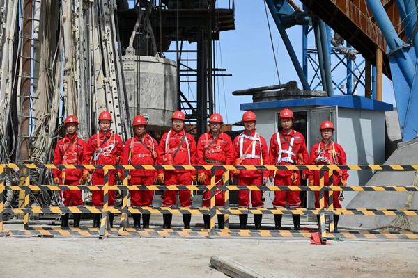 陜煤建設(shè)礦建二公司開展“暢通生命通道”應(yīng)急救援演練活動