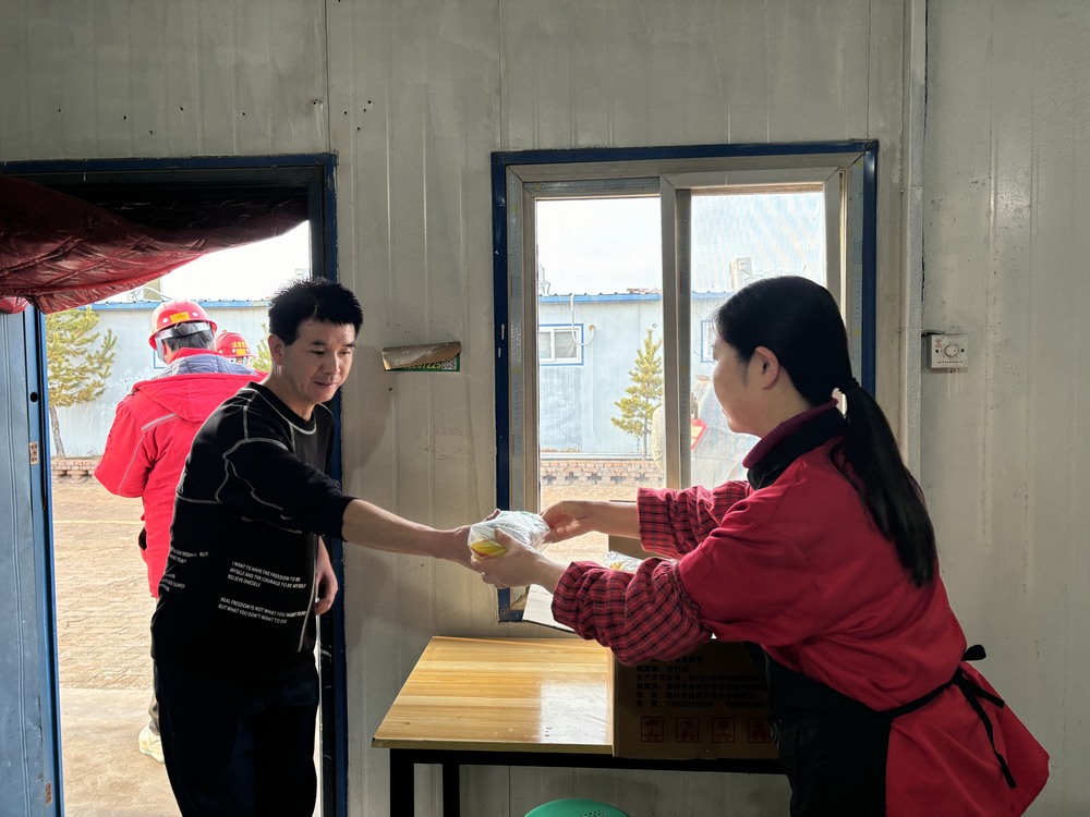 陜煤建設(shè)礦建二公司郭家灘項(xiàng)目部：改善職工生活，助力安全生產(chǎn)