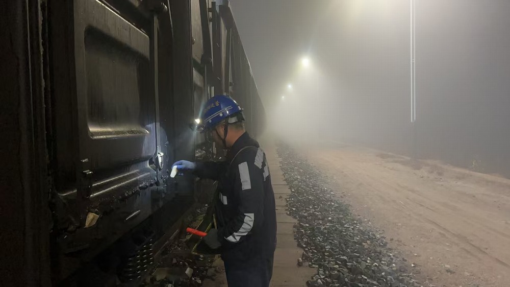 陜煤建設(shè)洗選煤運營公司榆陽運營項目部：大霧中的安全衛(wèi)士