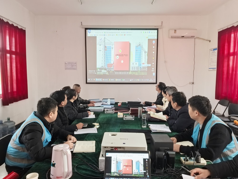 陜煤建設澄合分公司：黨員先鋒在行動 普法宣傳助力安全生產(chǎn)