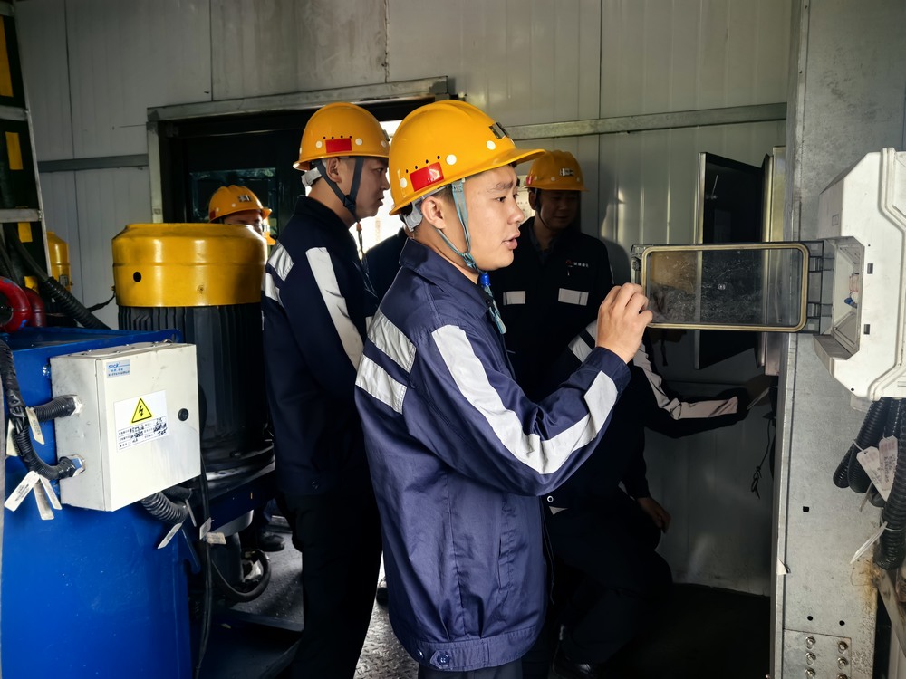 陜煤建設(shè)洗選煤運(yùn)營公司神渭蒲城運(yùn)營項(xiàng)目部:黨建匯聚新活力 踔厲奮進(jìn)新征程